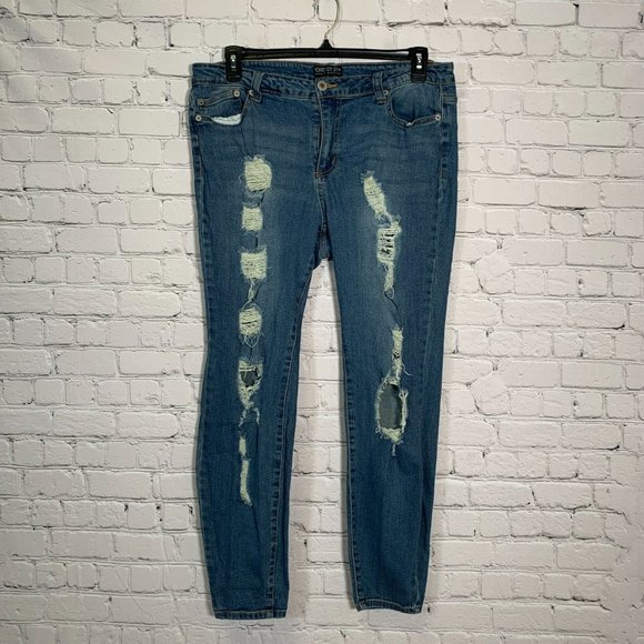 Forever21+ Distressed Jeans Size 16 - Picture 1 of 4